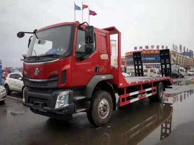 挖機平板運輸車增壓器保養(yǎng)小妙招超實用！